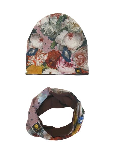 Ziedi ar brūnu iekšu